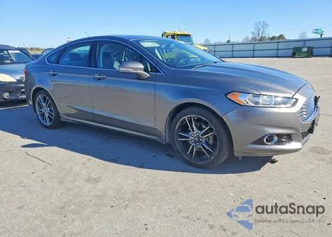 2014 Ford Fusion Titanium z USA, uszkodzony, nr VIN 3FA6P0K97ER211274